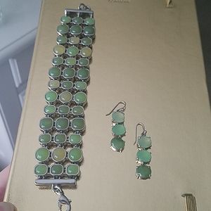 [Banana Republic] Green Bracelet & Earrings Set